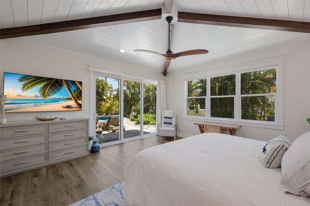 517 70TH STREET, Holmes Beach, FL 34217