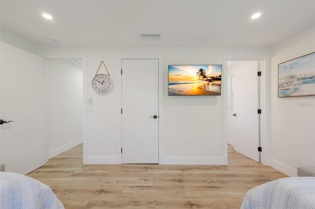 517 70TH STREET, Holmes Beach, FL 34217