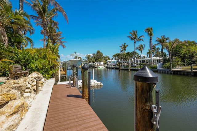 517 70TH STREET, Holmes Beach, FL 34217