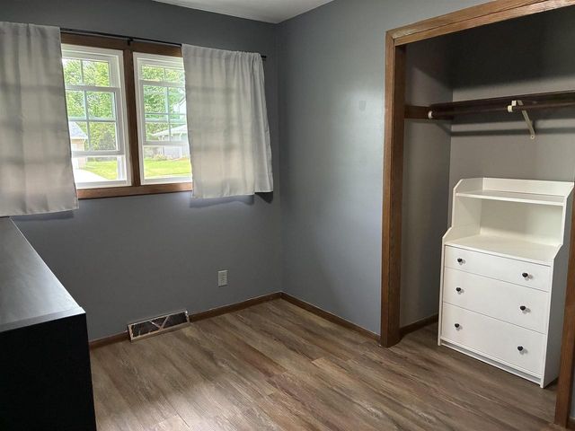 916 Kriedeman Drive, Stoughton, WI 53589