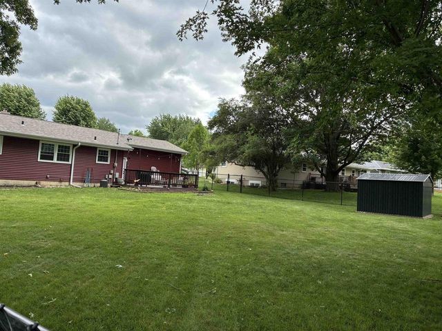 916 Kriedeman Drive, Stoughton, WI 53589