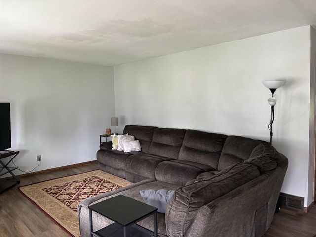 916 Kriedeman Drive, Stoughton, WI 53589