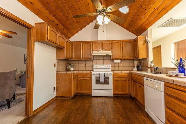 3913 Cougar Pl, Modesto, CA 95356