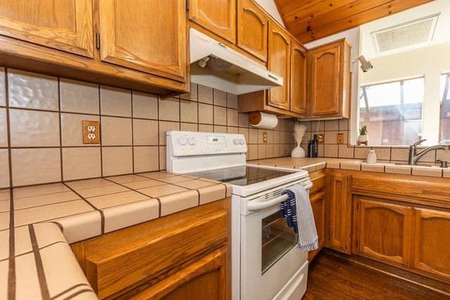 3913 Cougar Pl, Modesto, CA 95356