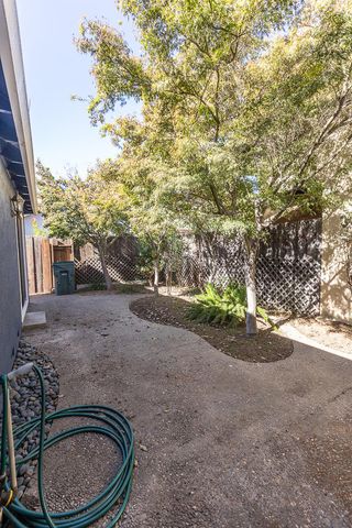 3913 Cougar Pl, Modesto, CA 95356
