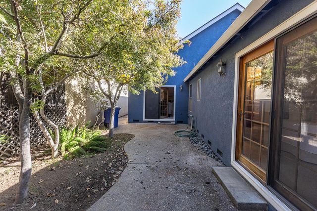 3913 Cougar Pl, Modesto, CA 95356