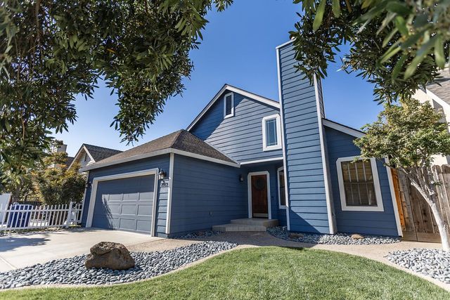 3913 Cougar Pl, Modesto, CA 95356