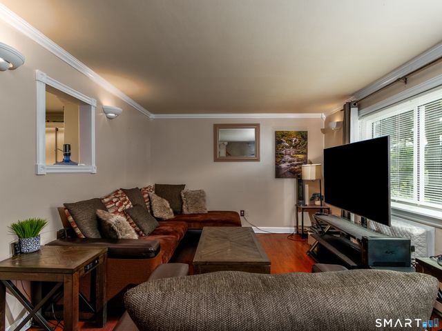 273 Queen Street 14E, Southington, CT 06489
