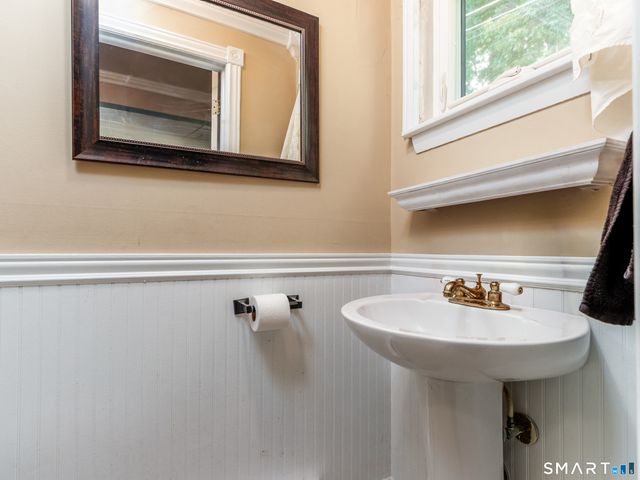 273 Queen Street 14E, Southington, CT 06489