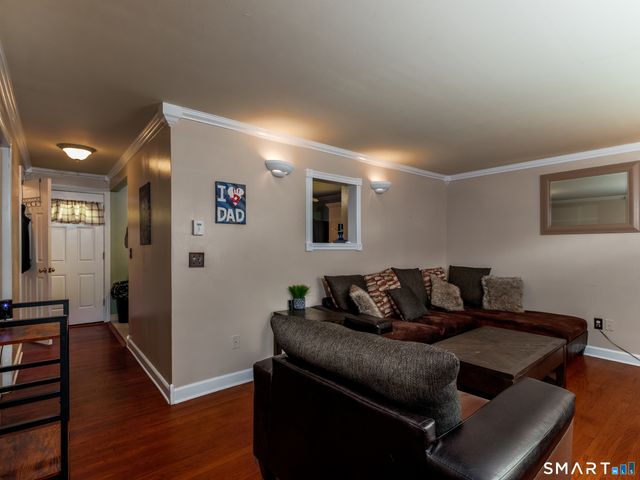 273 Queen Street 14E, Southington, CT 06489