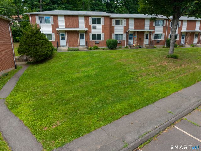 273 Queen Street 14E, Southington, CT 06489