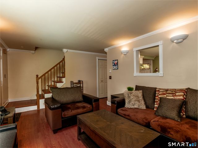 273 Queen Street 14E, Southington, CT 06489