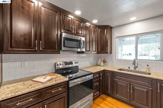 4253 Dorman Rd, Pleasanton, CA 94588