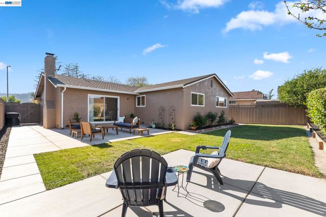 4253 Dorman Rd, Pleasanton, CA 94588