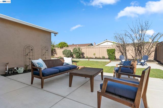 4253 Dorman Rd, Pleasanton, CA 94588