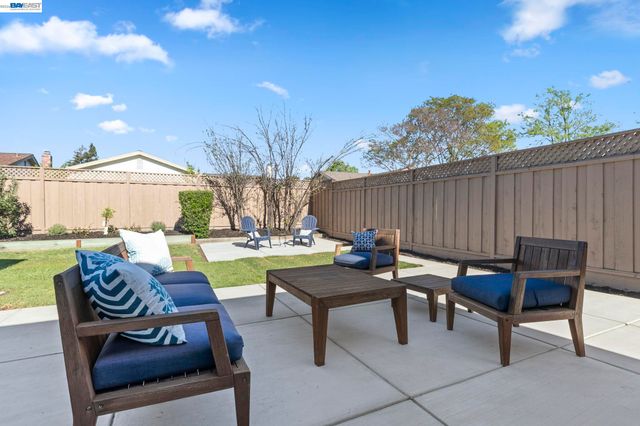 4253 Dorman Rd, Pleasanton, CA 94588