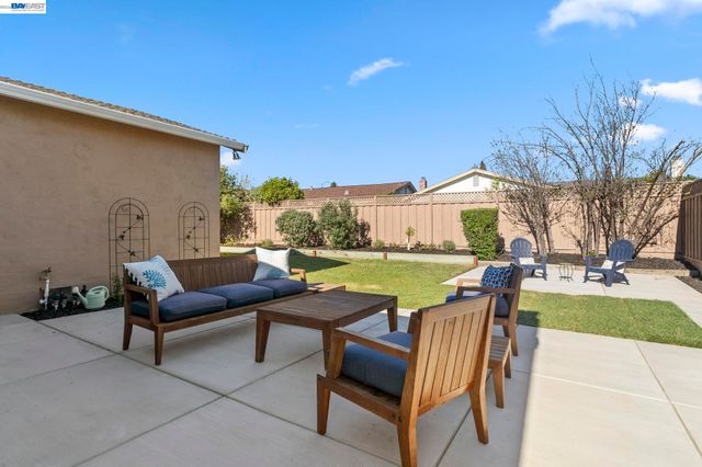 4253 Dorman Rd, Pleasanton, CA 94588