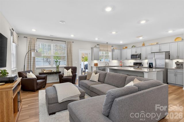 3123 Glenn Hope Way, Matthews, NC 28104