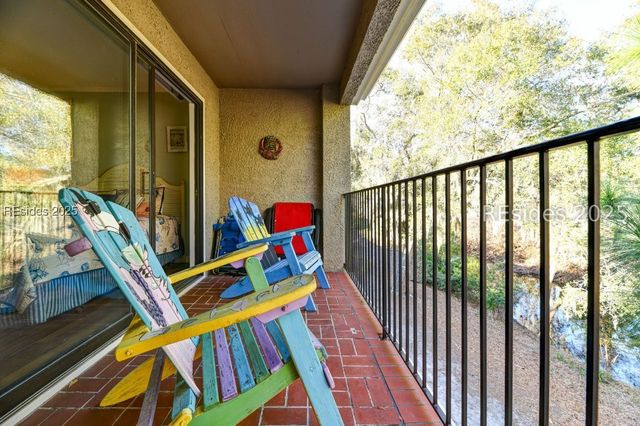 2 Wimbledon Ct Apt 205, Hilton Head Island, SC 29928