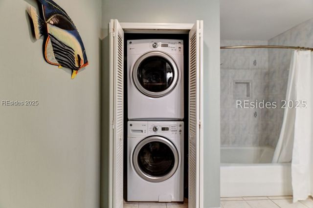 2 Wimbledon Ct Apt 205, Hilton Head Island, SC 29928