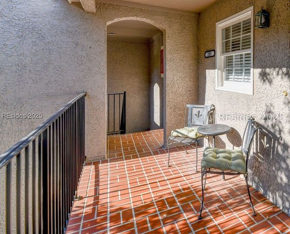 2 Wimbledon Ct Apt 205, Hilton Head Island, SC 29928