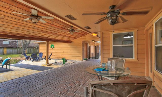 15603 Autumnbrook Drive, Houston, TX 77068
