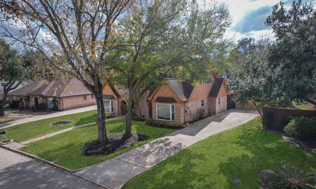 15603 Autumnbrook Drive, Houston, TX 77068