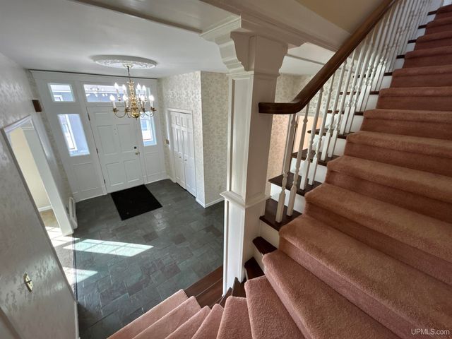 258 W Jasper Street, Gwinn, MI 49841