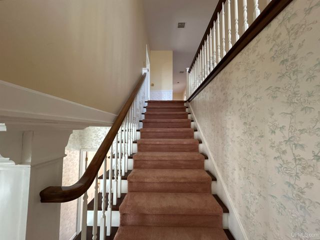 258 W Jasper Street, Gwinn, MI 49841