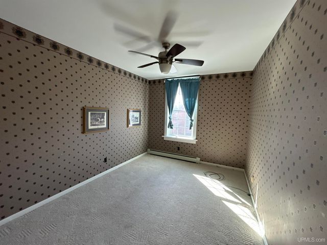 258 W Jasper Street, Gwinn, MI 49841