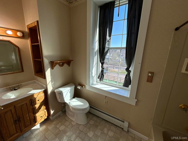 258 W Jasper Street, Gwinn, MI 49841