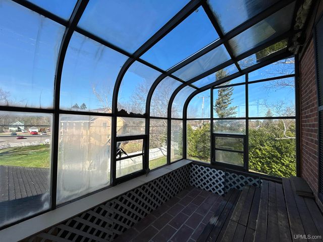 258 W Jasper Street, Gwinn, MI 49841