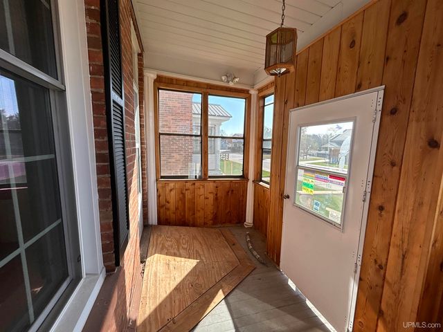 258 W Jasper Street, Gwinn, MI 49841