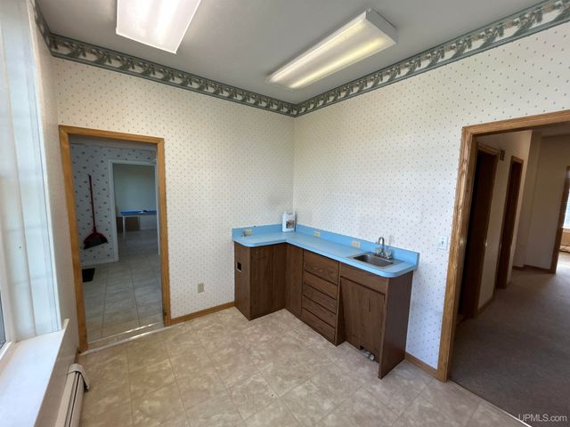 258 W Jasper Street, Gwinn, MI 49841