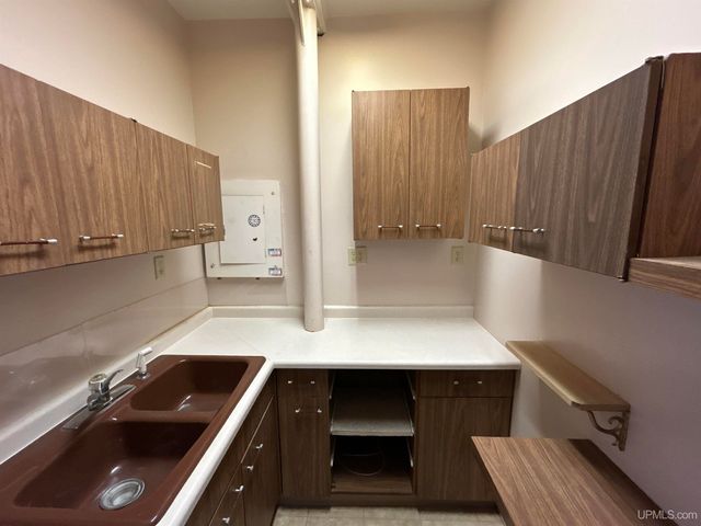 258 W Jasper Street, Gwinn, MI 49841