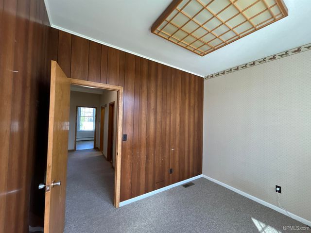 258 W Jasper Street, Gwinn, MI 49841