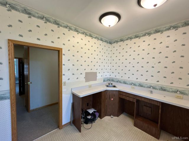 258 W Jasper Street, Gwinn, MI 49841