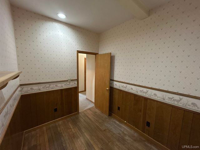 258 W Jasper Street, Gwinn, MI 49841