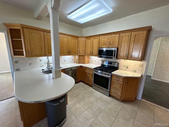 258 W Jasper Street, Gwinn, MI 49841