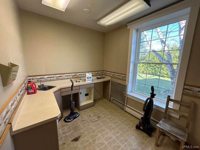 258 W Jasper Street, Gwinn, MI 49841