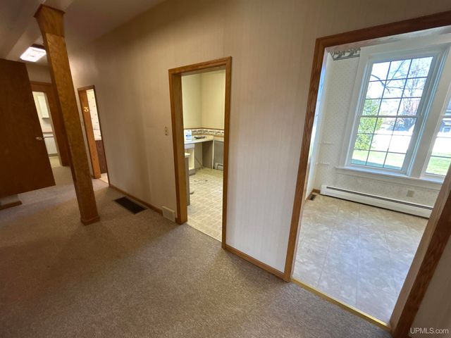 258 W Jasper Street, Gwinn, MI 49841