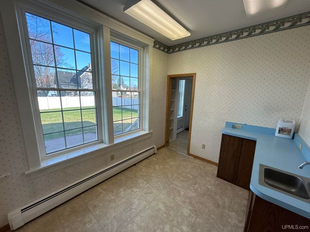 258 W Jasper Street, Gwinn, MI 49841