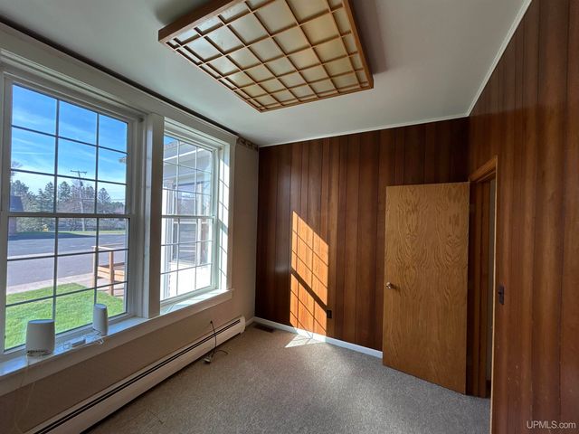 258 W Jasper Street, Gwinn, MI 49841