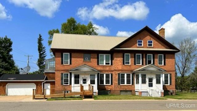 258 W Jasper Street, Gwinn, MI 49841