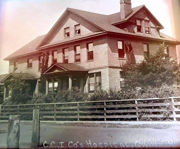 258 W Jasper Street, Gwinn, MI 49841