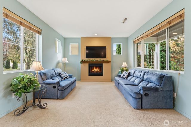 706 Nuthatch Drive, College Place, WA 99324