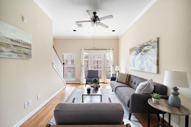 1913 Gillette Street C, Houston, TX 77006