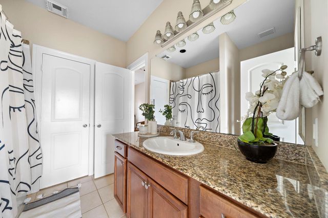 1913 Gillette Street C, Houston, TX 77006