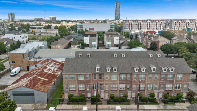 1913 Gillette Street C, Houston, TX 77006