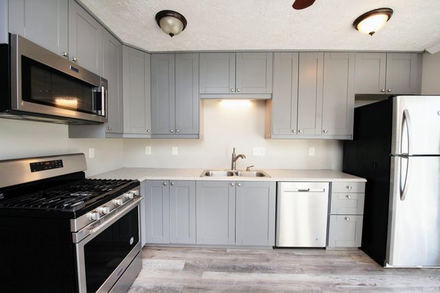 60 Cavalry Court, West Lafayette, IN 47906